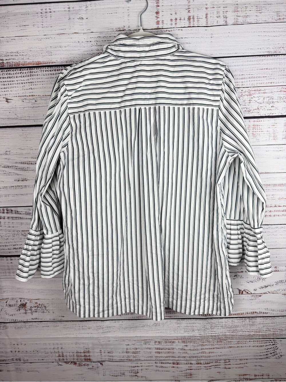 Chico’s Striped Button Front Blouse Ruffle Bell Sleeve White Black Size 2 - Picture 2 of 7